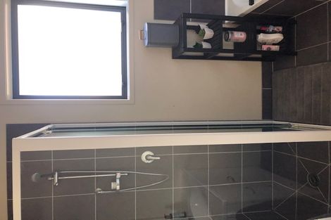 Photo of property in 36 Greig Place, Pukekohe, 2120