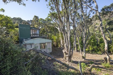 Photo of property in 4 Watchmans Road, Karekare, Auckland, 0772