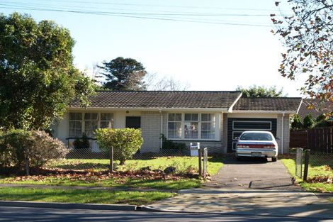 Photo of property in 2/283 Massey Road, Mangere East, Auckland, 2024