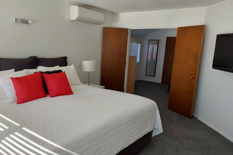 Photo of property in 27 Delamare Road, St Andrews, Hamilton, 3200