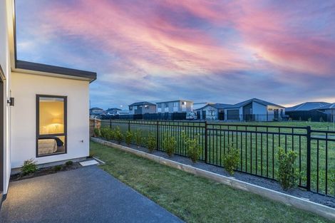 Photo of property in 4 Clontarf Lane, Belfast, Christchurch, 8051