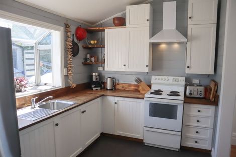Photo of property in 20 Mafeking Street, New Brighton, Christchurch, 8061