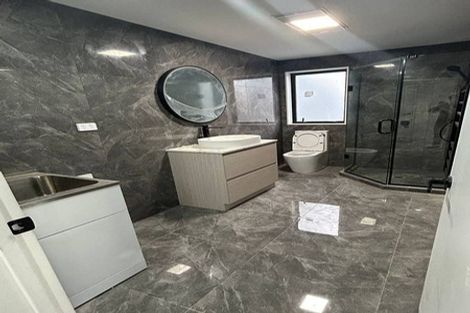 Photo of property in 41b Gracechurch Drive, Flat Bush, Auckland, 2016