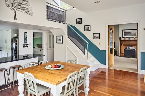 Photo of property in 31 Nikau Street, Eastbourne, Lower Hutt, 5013