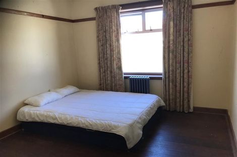 Photo of property in 49 Tanera Crescent, Brooklyn, Wellington, 6021