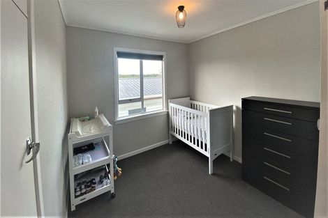 Photo of property in 32 Kingsford Street, Bell Block, New Plymouth, 4312