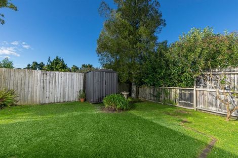Photo of property in 26 Woodside Road, Massey, Auckland, 0614
