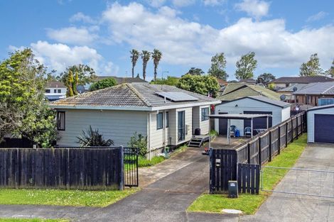 Photo of property in 1/19 Bernina Place, Weymouth, Auckland, 2103