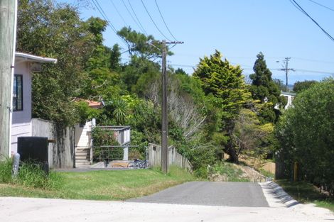 Photo of property in 17 Kia Ora Road, Beach Haven, Auckland, 0626