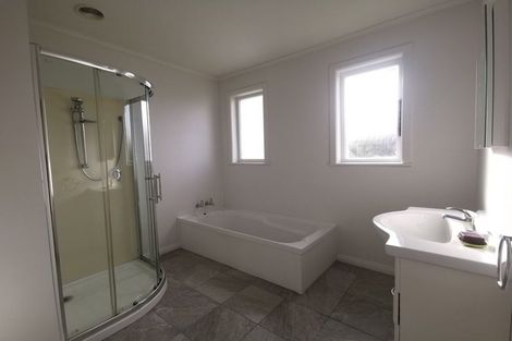 Photo of property in 38 Old Wairoa Road, Papakura, 2110