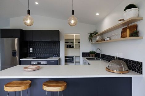Photo of property in 135 Victoria Street, Cambridge, 3434