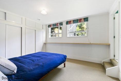 Photo of property in 18 Stanhope Grove, Korokoro, Lower Hutt, 5012