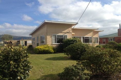 Photo of property in 9 Carlisle Street, Waimate, 7924