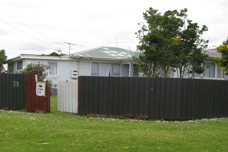 Photo of property in 15 Thomas Road, Mangere, Auckland, 2022