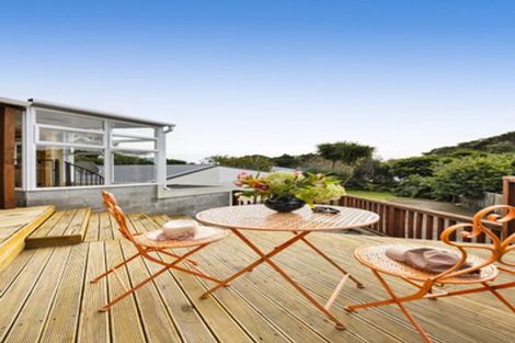 Photo of property in 27 Bonithon Avenue, Moturoa, New Plymouth, 4310