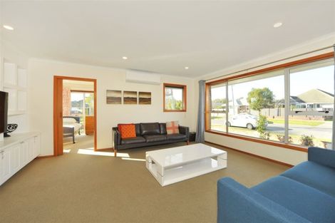 Photo of property in 11 Norah Street, Mairehau, Christchurch, 8013