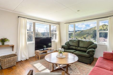 Photo of property in 1543a Annedale Road, Tinui, 5894