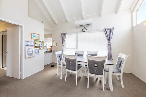 Photo of property in 1/21 Simon Ellice Drive, Bayview, Auckland, 0629