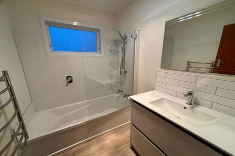 Photo of property in 33 Essex Street, Vogeltown, New Plymouth, 4310