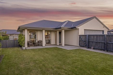 Photo of property in 64 Wattle Drive, New Brighton, Christchurch, 8083