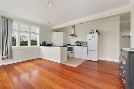 Photo of property in 104 Ferguson Street, West End, Palmerston North, 4412