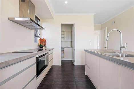 Photo of property in 32 The Runway, Wigram, Christchurch, 8042