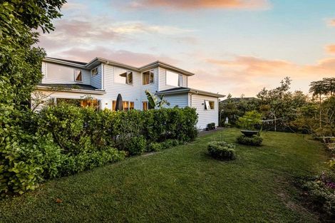 Photo of property in 44 Boocock Crescent, Orewa, 0931