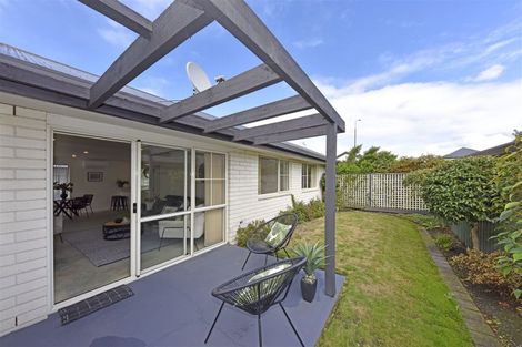 Photo of property in 52a Matipo Street, Riccarton, Christchurch, 8041