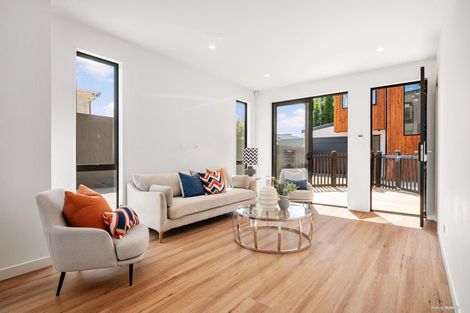 Photo of property in 14c Benders Avenue, Hillcrest, Auckland, 0627