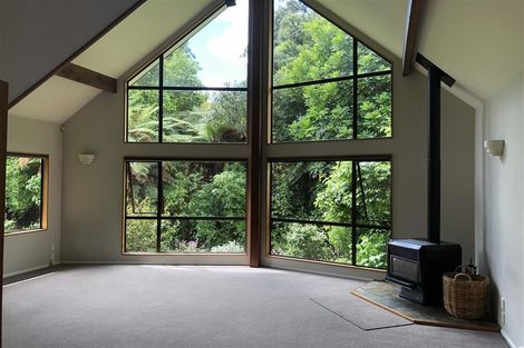 Photo of property in 24 Manu Grove, Waikanae, 5036