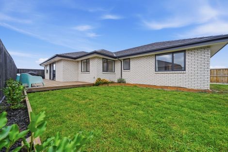 Photo of property in 31 Meadow View Drive, Belfast, Christchurch, 8051