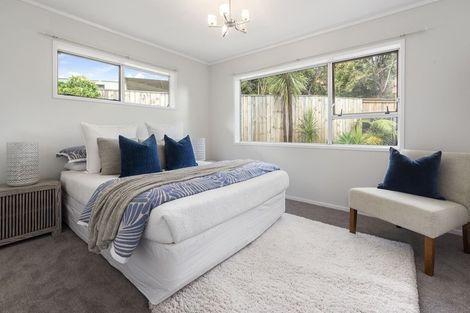Photo of property in 2/20 Flavia Close, Torbay, Auckland, 0630