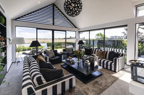 Photo of property in 11 Waterton Point, Huntingdon, Ashburton, 7774