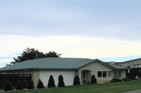 Photo of property in 20 Rifleman Lane, Paraparaumu Beach, Paraparaumu, 5032