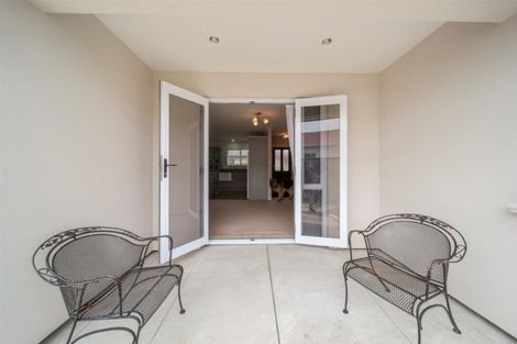 Photo of property in 33c Argyle Street, Hawera, 4610