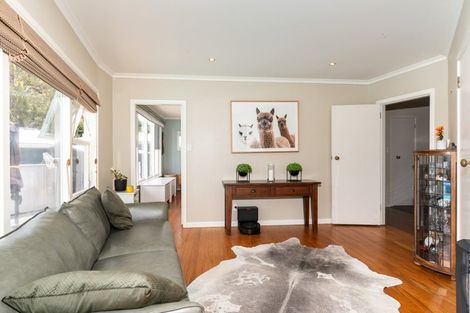 Photo of property in 7 Motukaraka Point, Pauatahanui, Porirua, 5381