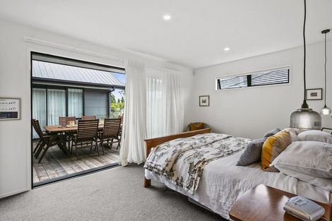 Photo of property in 49b Links Drive, Waiwhakaiho, New Plymouth, 4312