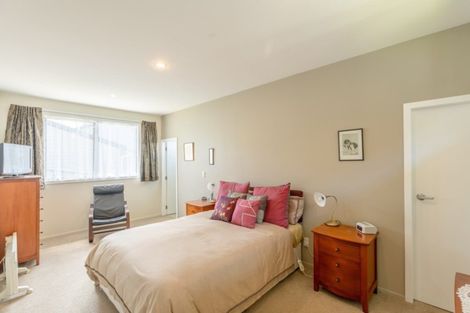 Photo of property in 8 Dusky Crescent, Aotea, Porirua, 5024