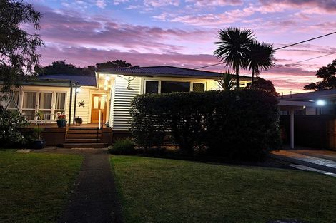 Photo of property in 8 Nicolas Avenue, Glen Eden, Auckland, 0602