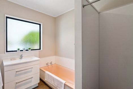 Photo of property in 6 Percival Road, Paraparaumu Beach, Paraparaumu, 5032