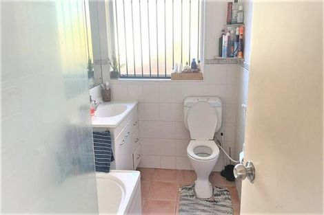 Photo of property in 57 Stratford Road, Manurewa, Auckland, 2105