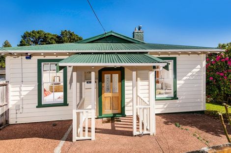 Photo of property in 47 Newington Road, Henderson, Auckland, 0612