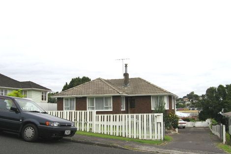 Photo of property in 5 Raeben Avenue, Hillcrest, Auckland, 0627