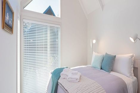 Photo of property in 4 The Cliffs, Britannia Heights, Nelson, 7010