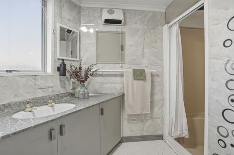 Photo of property in 31 Johnson Street, Milton, 9220