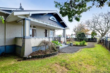 Photo of property in 15 Seyton Street, Stratford, 4332