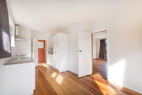 Photo of property in 6 Hereford Street, Cannons Creek, Porirua, 5024