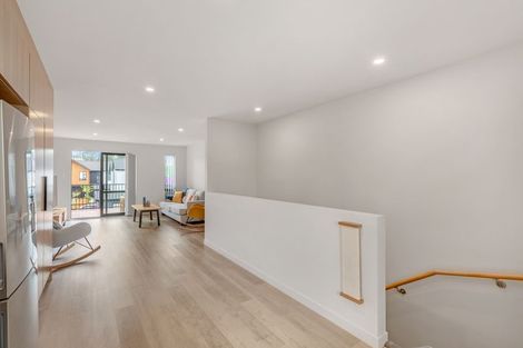 Photo of property in 12 Parenga Lane, Kumeu, 0810