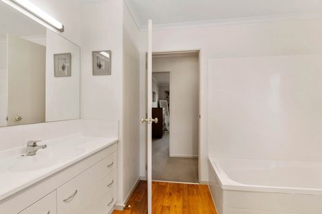 Photo of property in 285unit Vaughan Road, Owhata, Rotorua, 3010