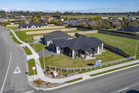 Photo of property in 2 Benn Street, Amberley, 7410